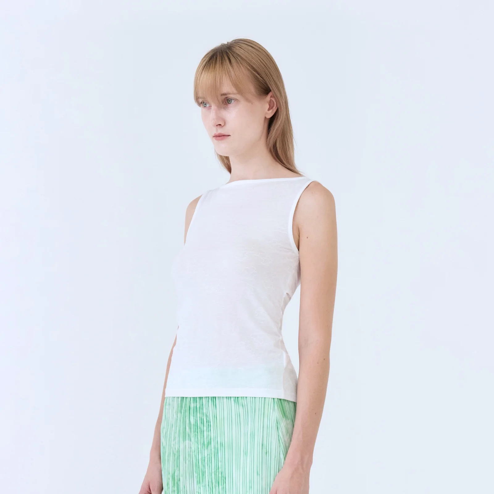 TIE BOAT NECK SLEEVELESS (WHITE)