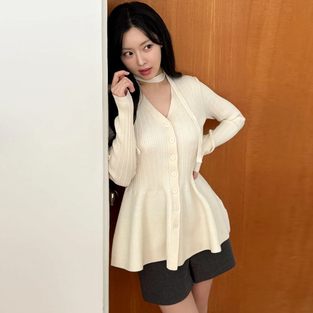 Flared V Neck Knit Cardigan