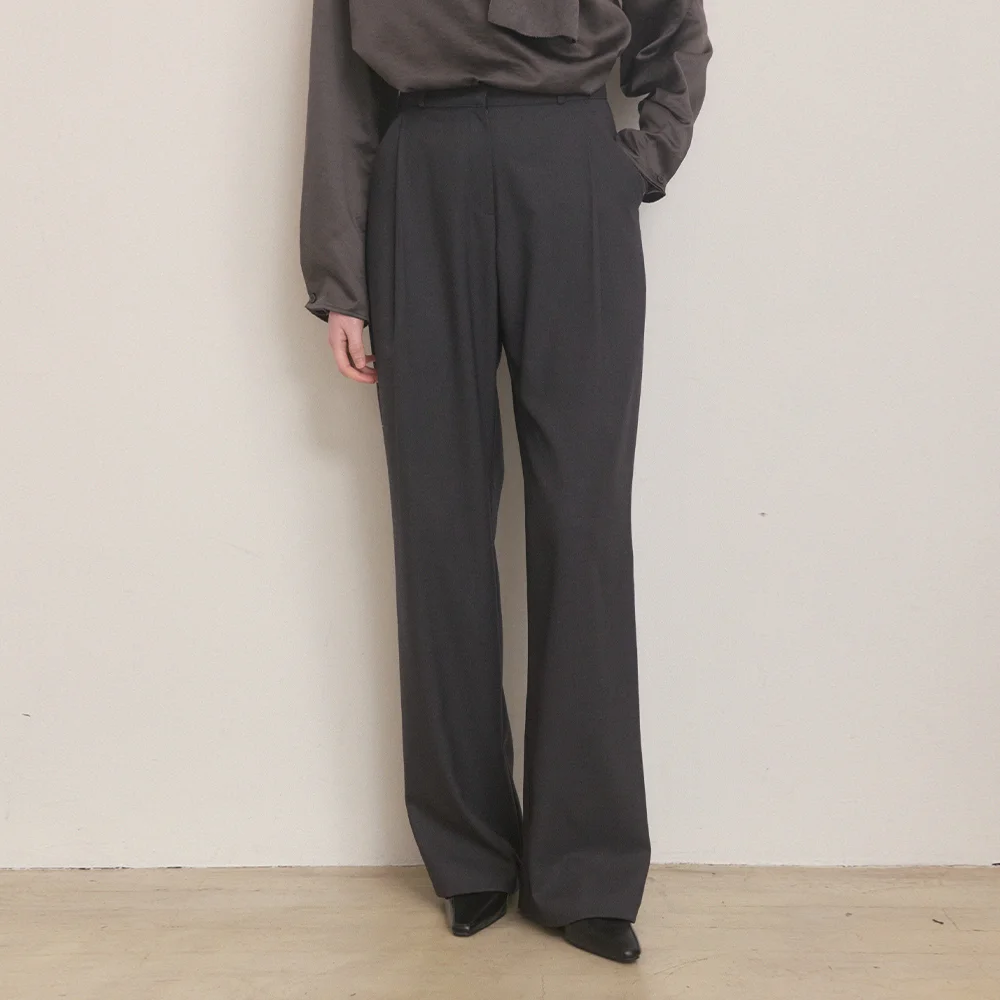 Winter pintuck straight fit slacks - charcoal
