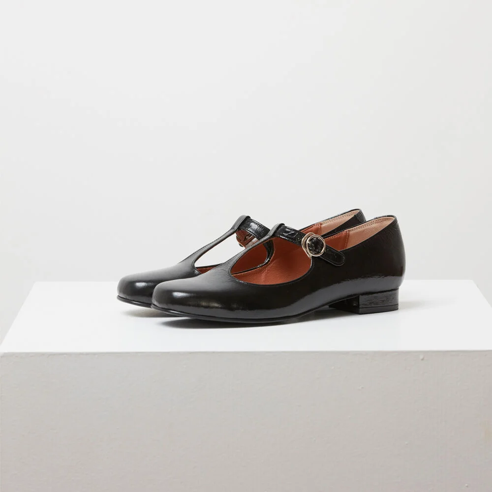 ws192033006-Black T-strap loafer