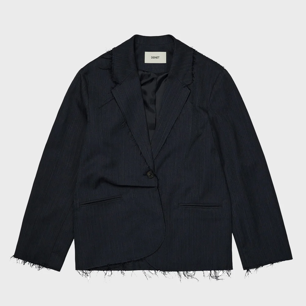 DEINET ROUGH CUT DETAIL BLAZER IN CHARCOAL