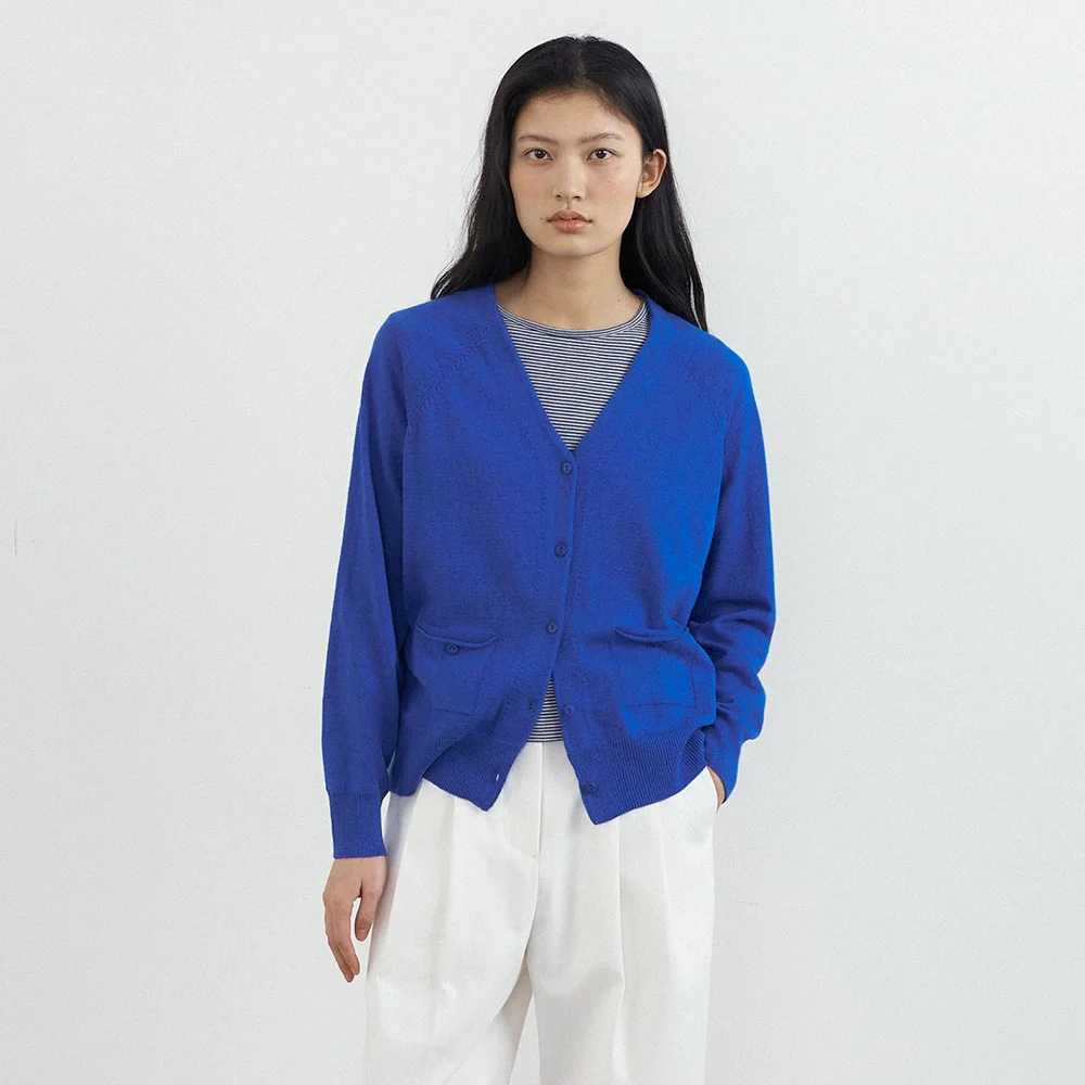Pocket V-Neck Cardigan (Blue)
