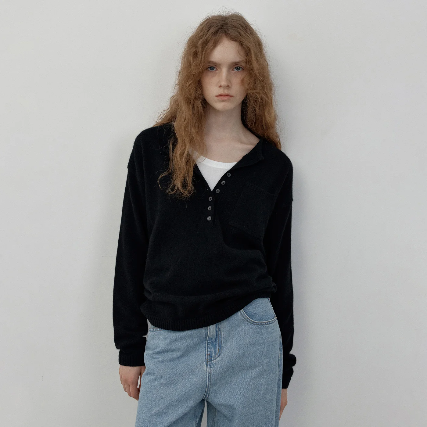 Ato henry neck button knit (black)