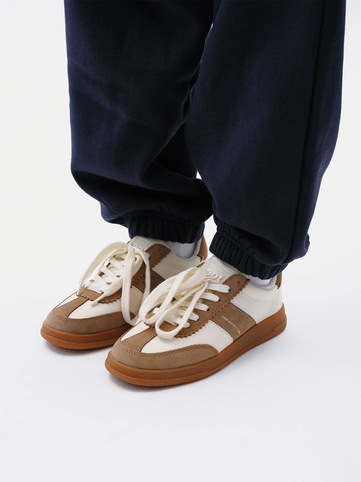 SANTOS (TOFU/TAN)