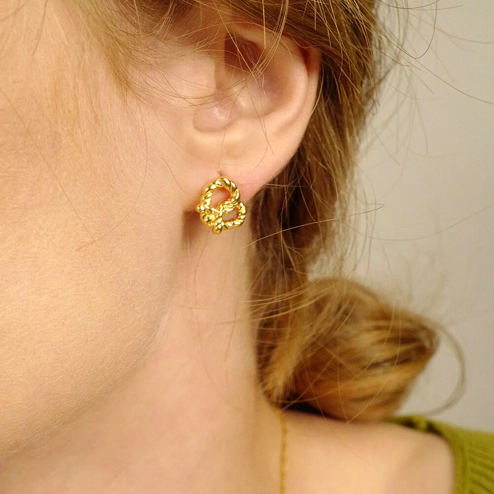 pretzel earring