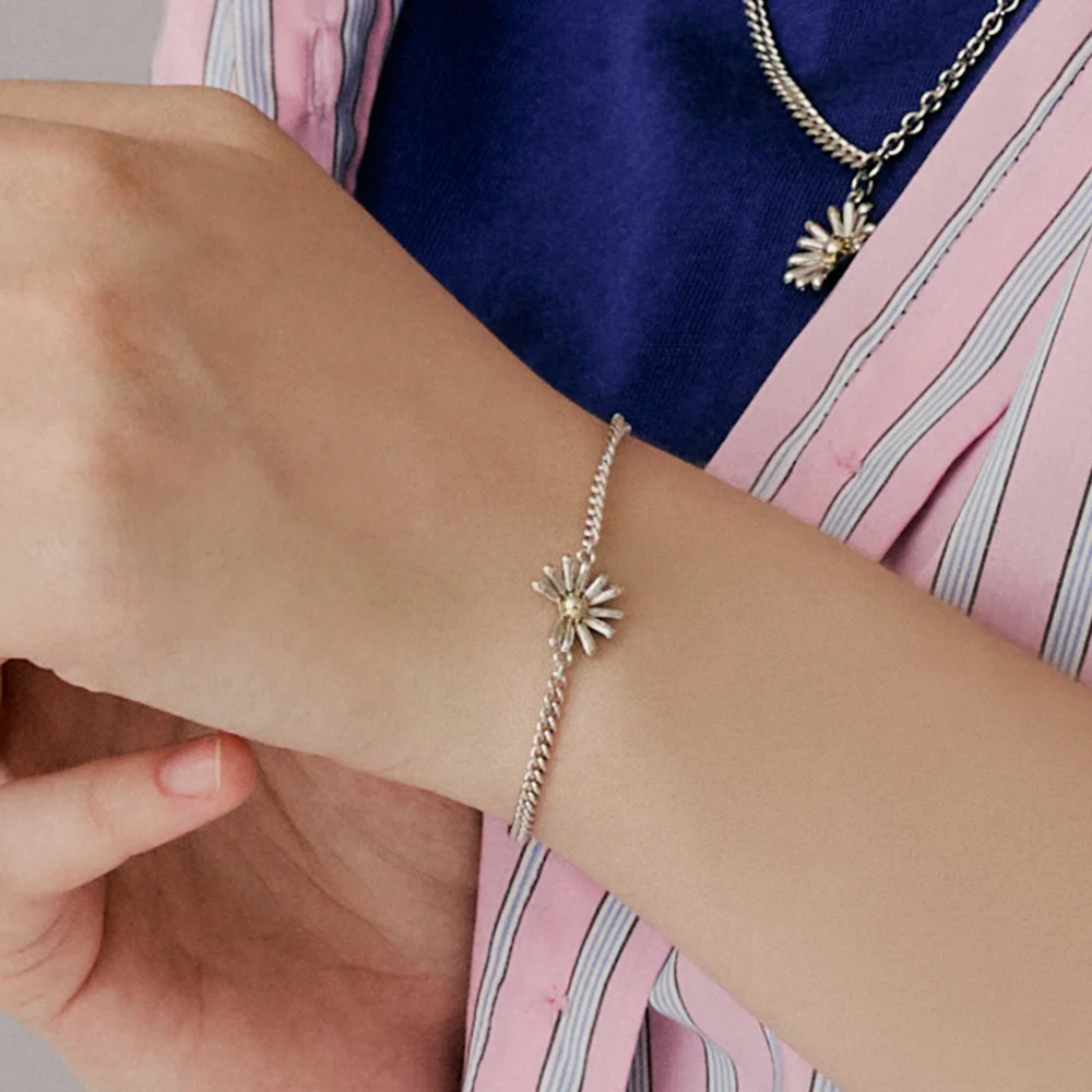 Flutter Daisy Bracelet_VH25NNBR172V