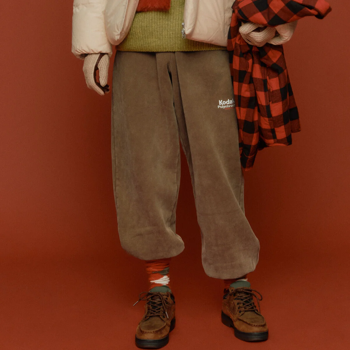 彩虹 雪洗 加絨 慢跑褲 褲子 BROWN
