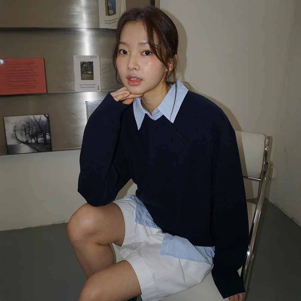 (woman) 必備款 氛圍 V領 針織衫_Navy