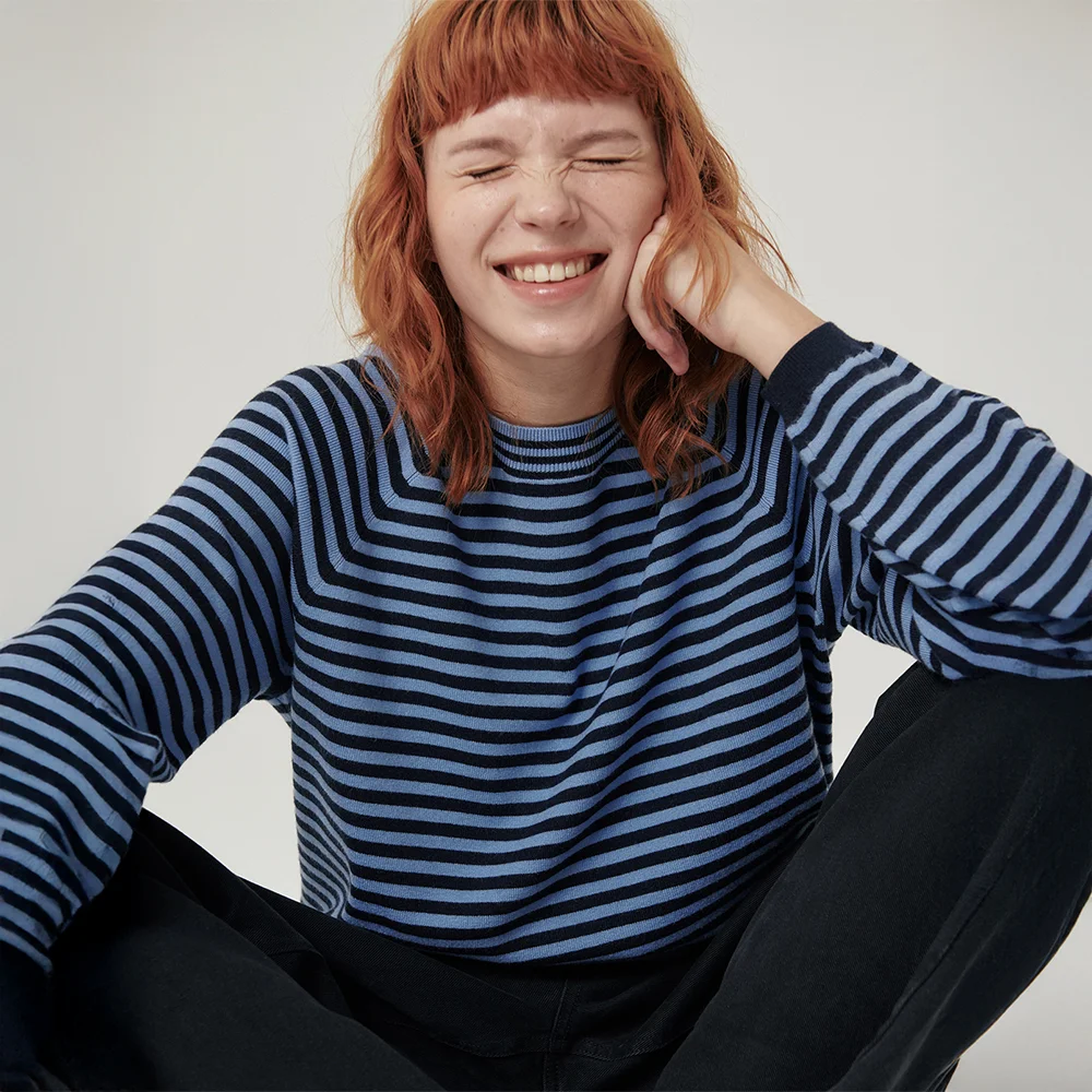 Weyve Stripe Loose Fit Round Knit Navy/Skyblue