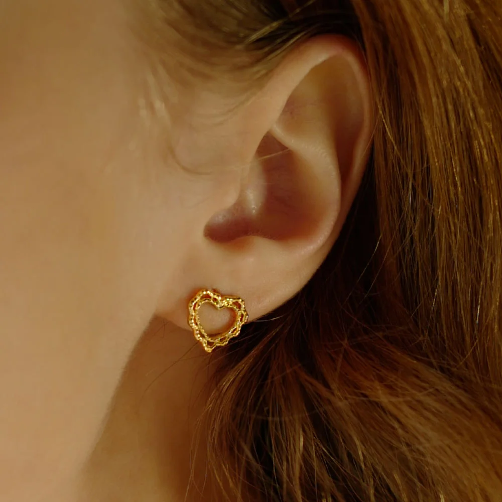 lace frame heart earring