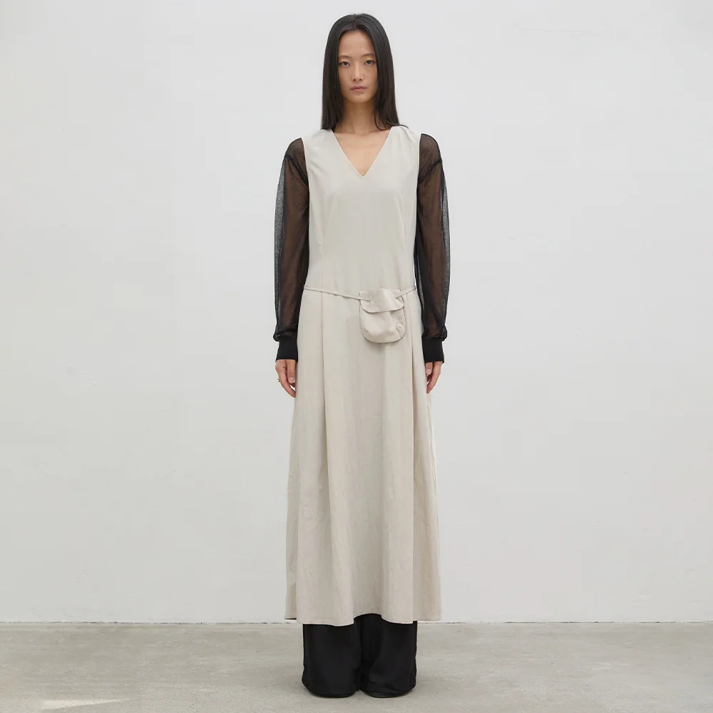 ALVIN V NECK ONE-PIECE