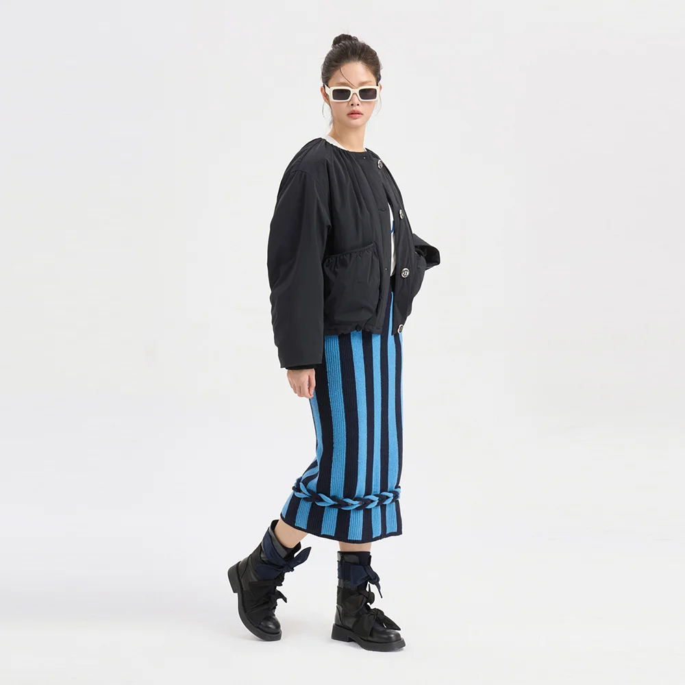 Round Neck Ribbon Embroidery Padding Jumper (black) LFUCS26100BKX