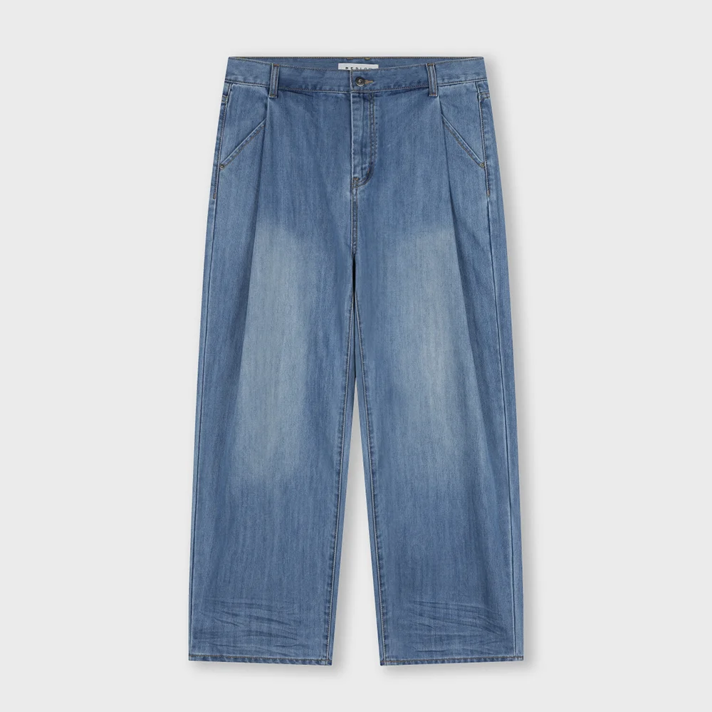 DEEP ONE TUCK FADED JEANS LIGHT WASHED
