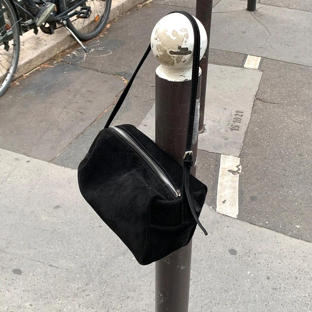 Mone suede mini bag (black)