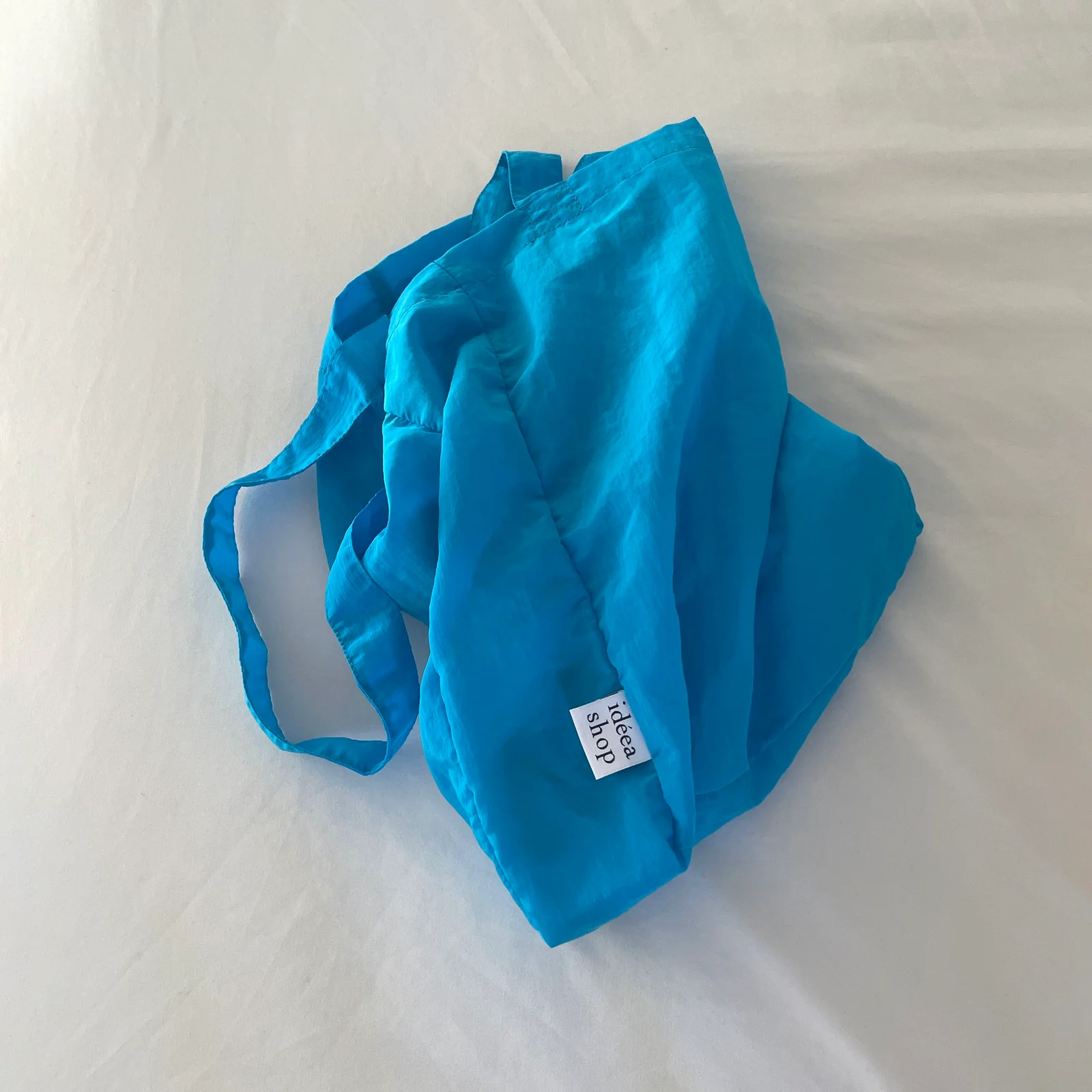 vivid satin bag / sky blue緞面袋