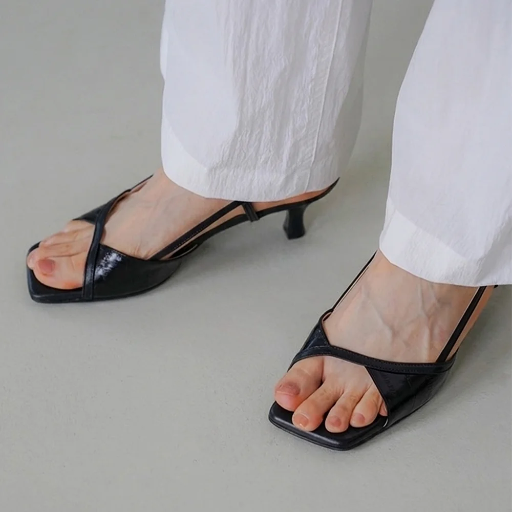 Diagonal Strap Sandal_26111_black