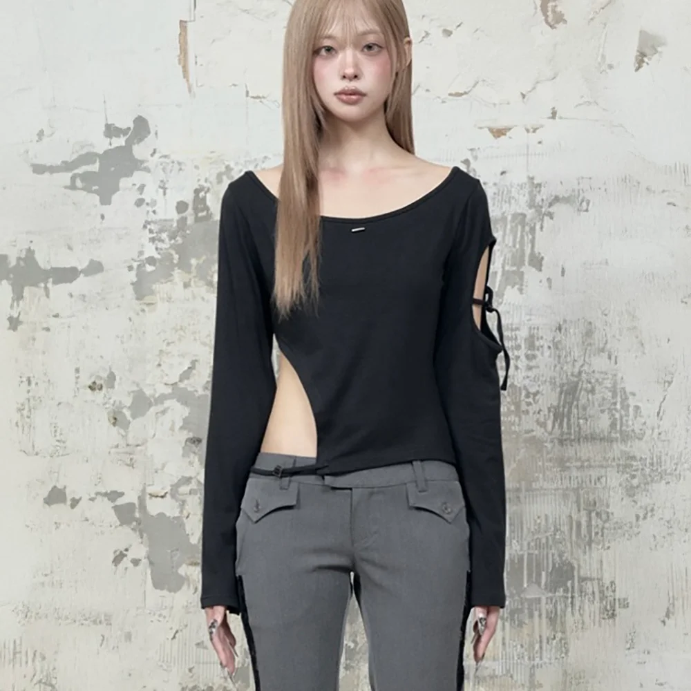 String Panel Point Long Sleeve (Black)