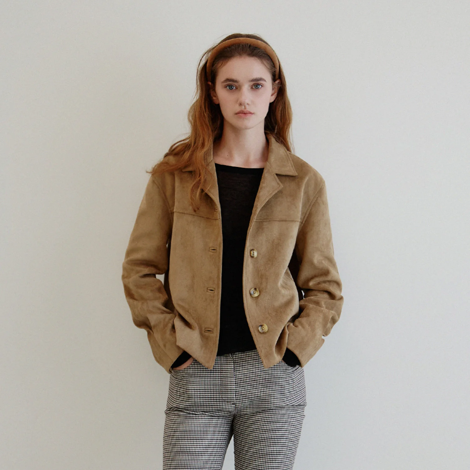 Encase 短 皮革 外套_Suede Beige