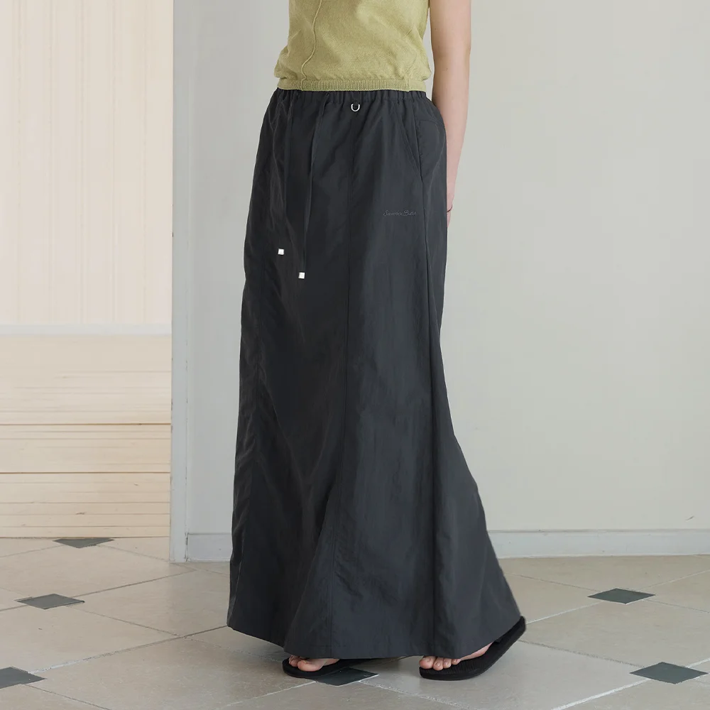 Mud Nylon Long Skirt - Charcoal