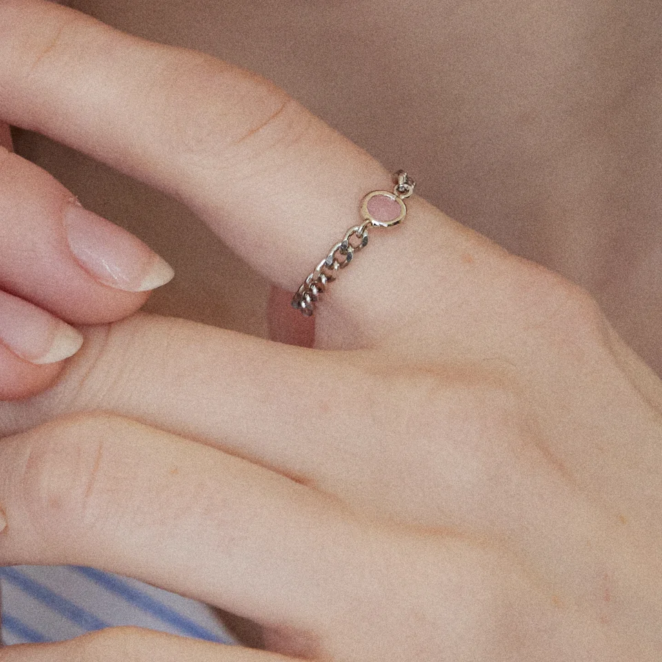 Babypink crystal pendant chain ring