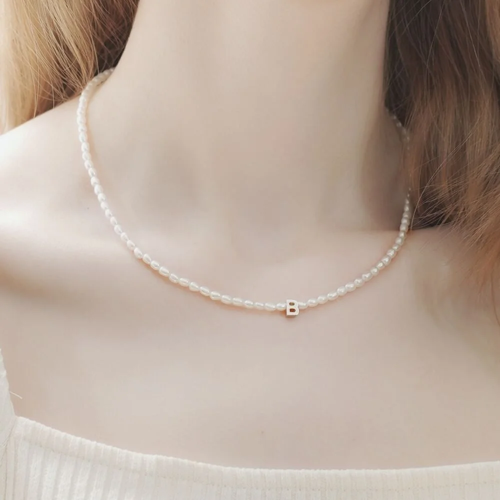 Silver initial water pearl Necklace 銀色 字母 米粒紋 4mm 淡水 珍珠 頸鏈