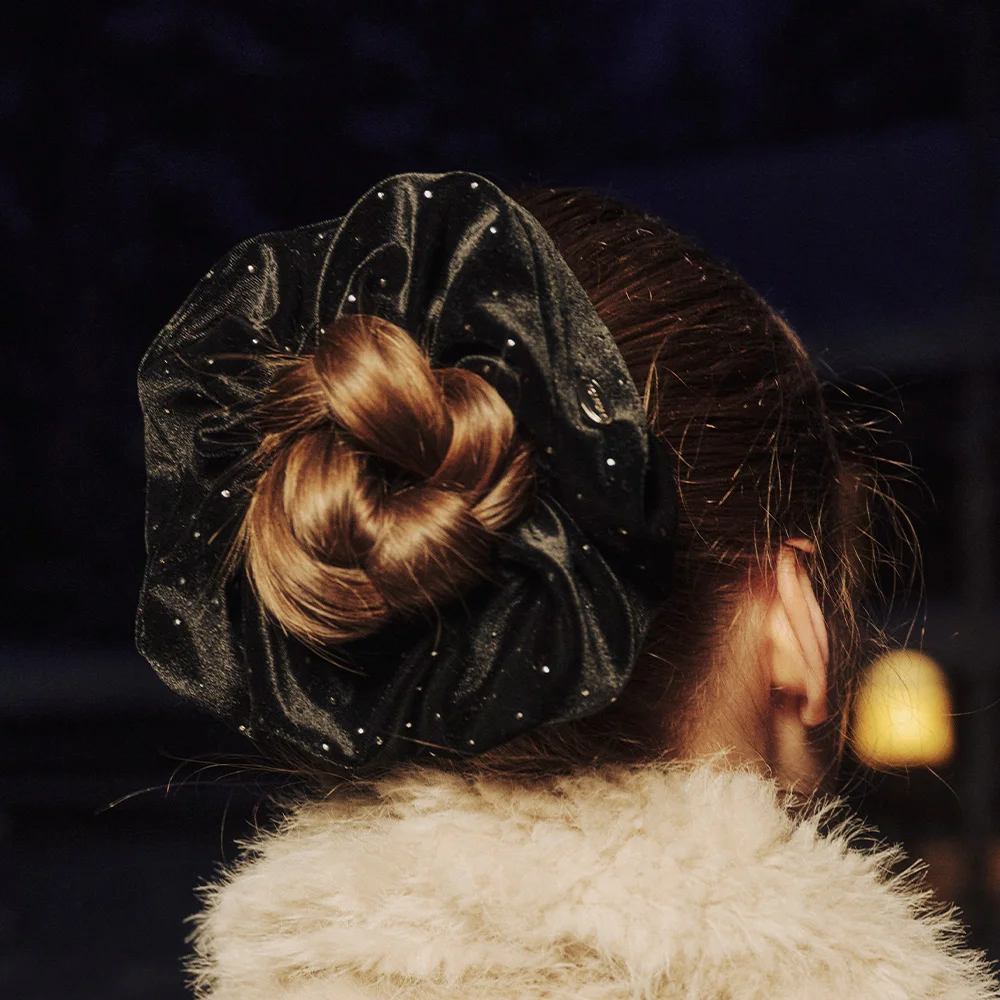 DOT HAIR SCRUNCHIES (BLACK)