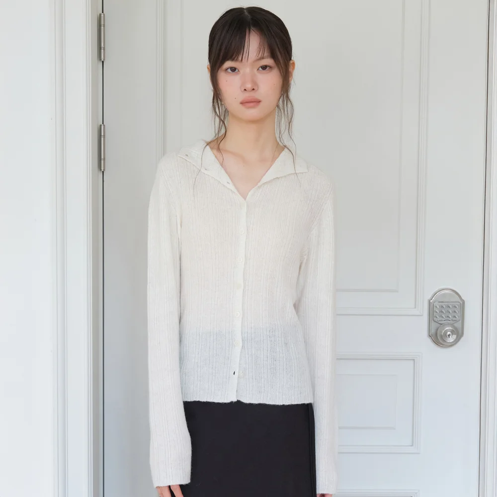 PLEATED BUTTON CARDIGAN_IVORY