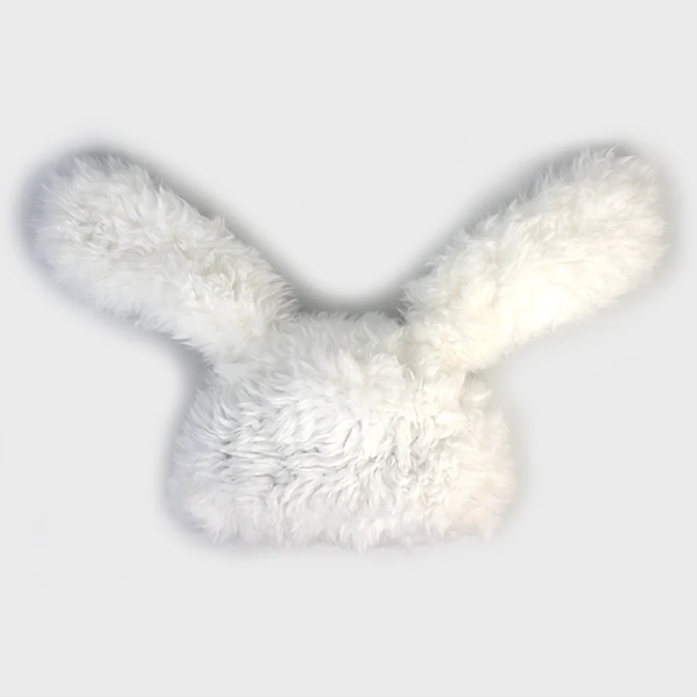 Rabbit White Fur Beanie 兔耳冷帽