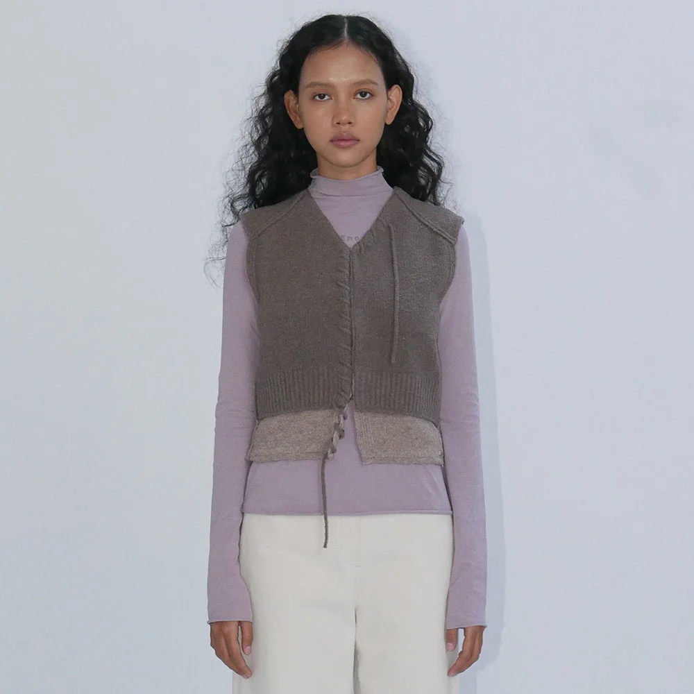 SUPERFINE MERINO WOOL SEWED VEST - GREYISH VIOLET