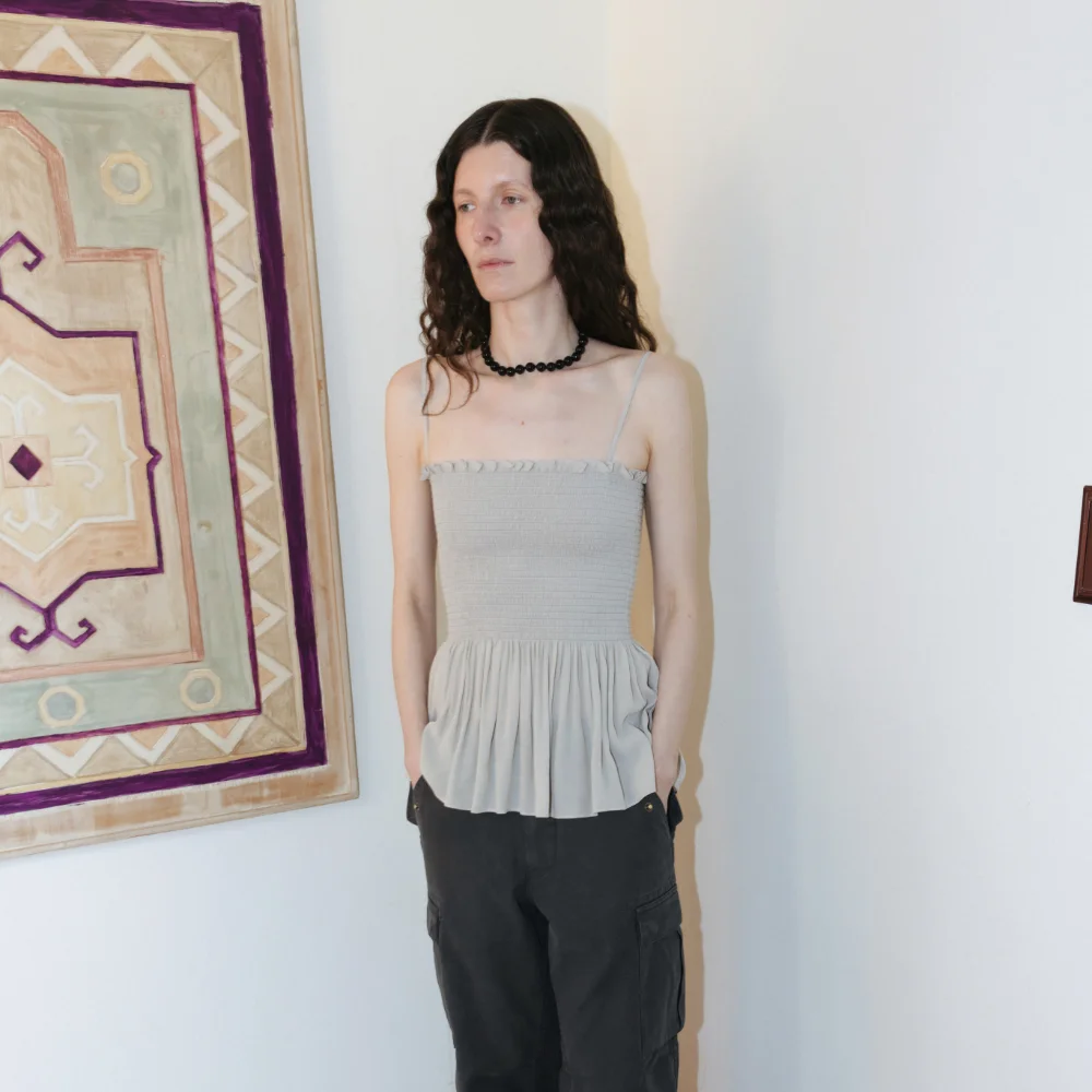 Draped Shirred Sleeveless (Light gray / Brown)