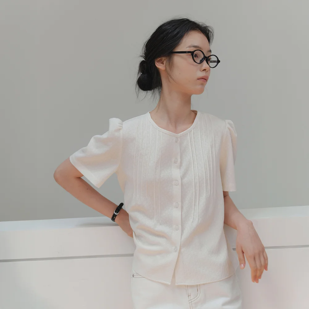 TUCKED FLOWER SHIRT_IVORY
