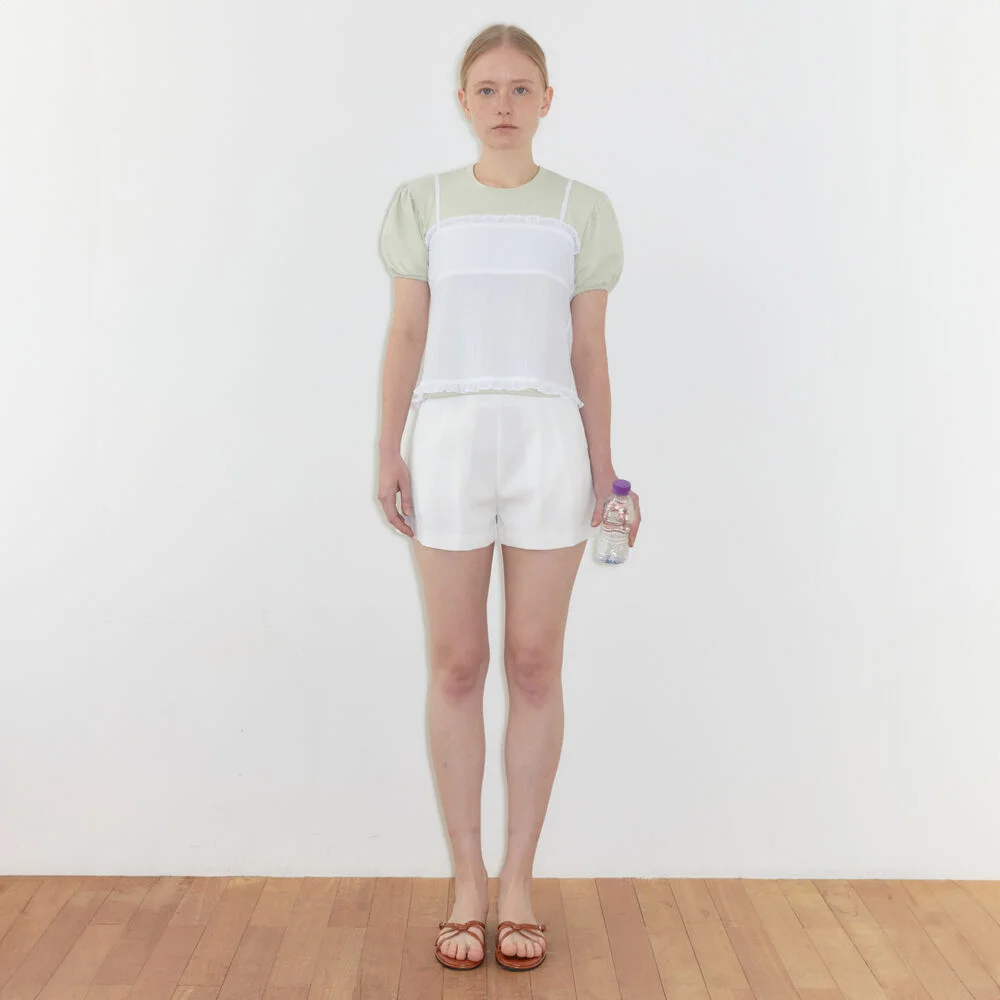Double Tuck Shorts (White)