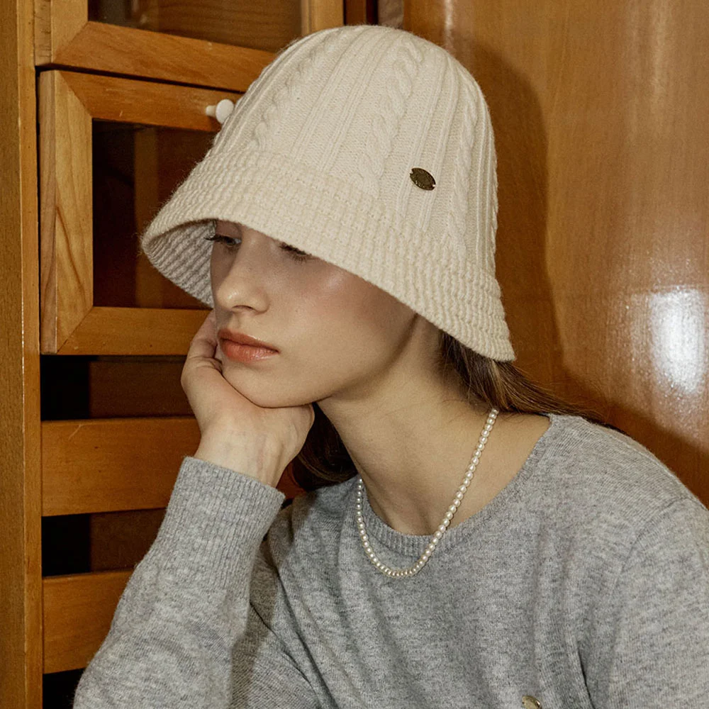 Cable Knit Bucket Hat - Ivory