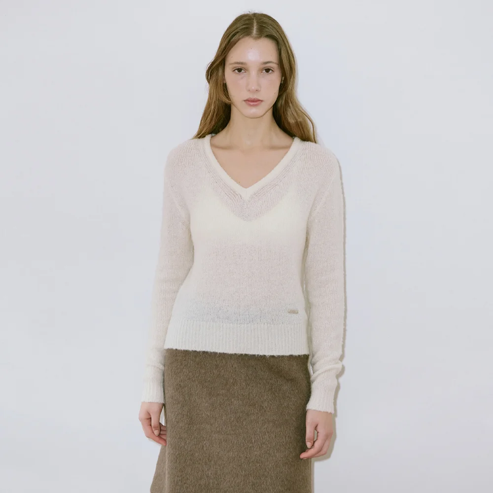 Hairy Boucle V-Neck Knit (Cream)