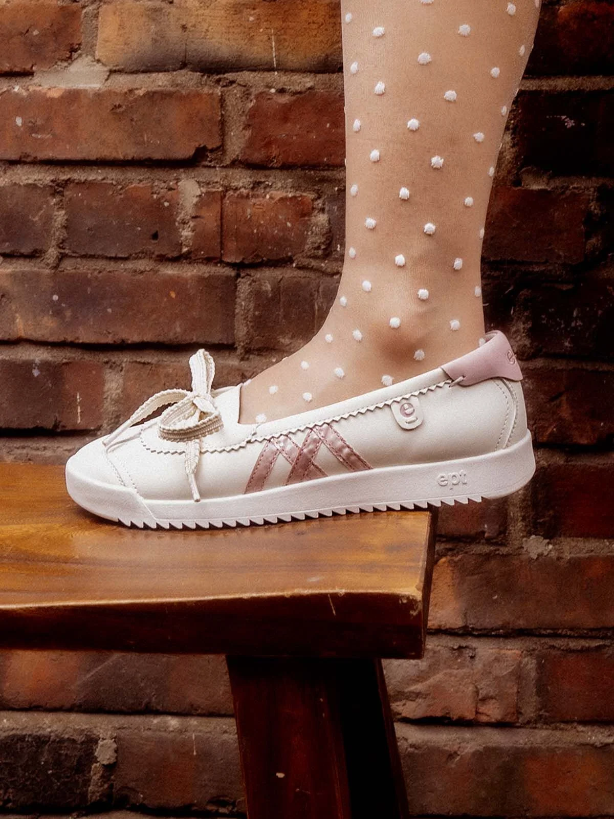 BONITA (OFF WHITE/PINK)