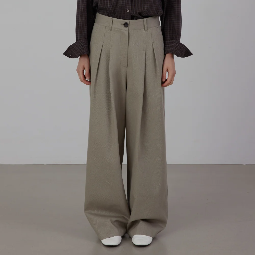Double Pleats Chino Trousers
