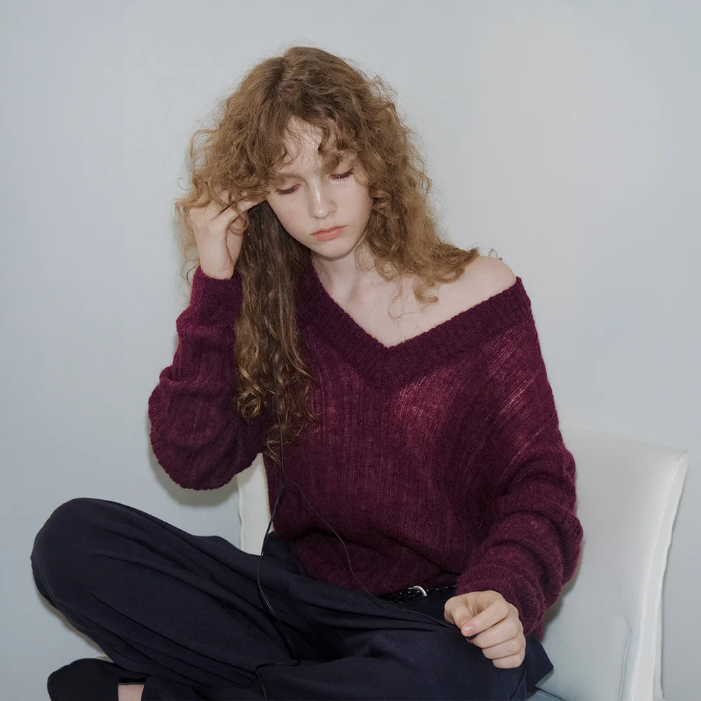 Moie V Neck Knit (Purple)