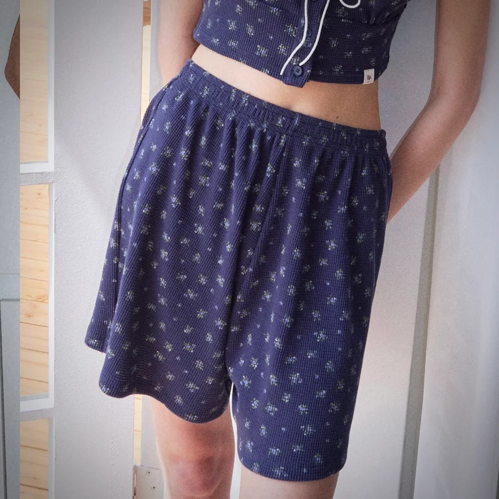Waffle Blooming Shorts Navy