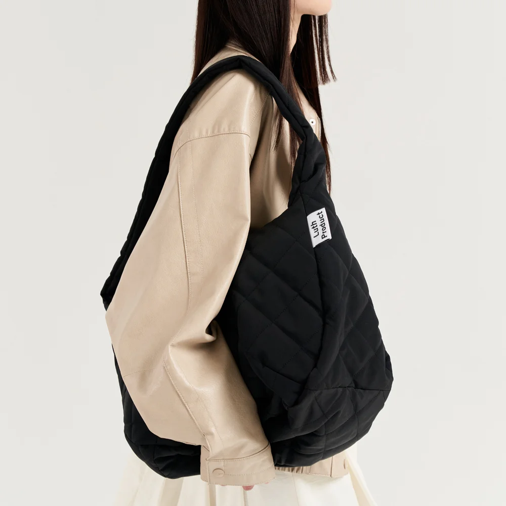 (3次入貨) Melon Bread Quilted Bag(蜜瓜包袋) _ BLACK