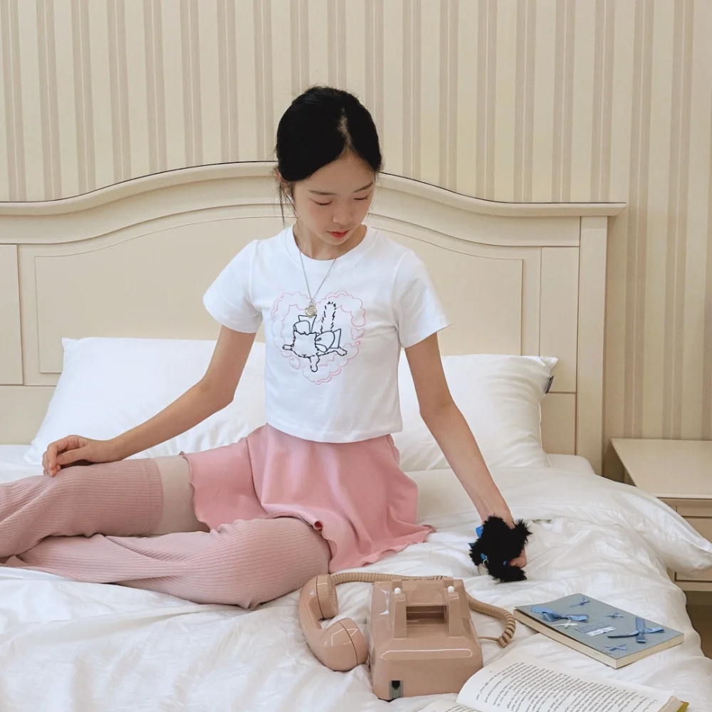 Black Ribbon Cat Crop-top