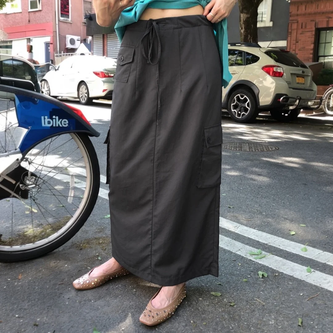 Three-Pocket Nylon Long Skirt (Charcoal)
