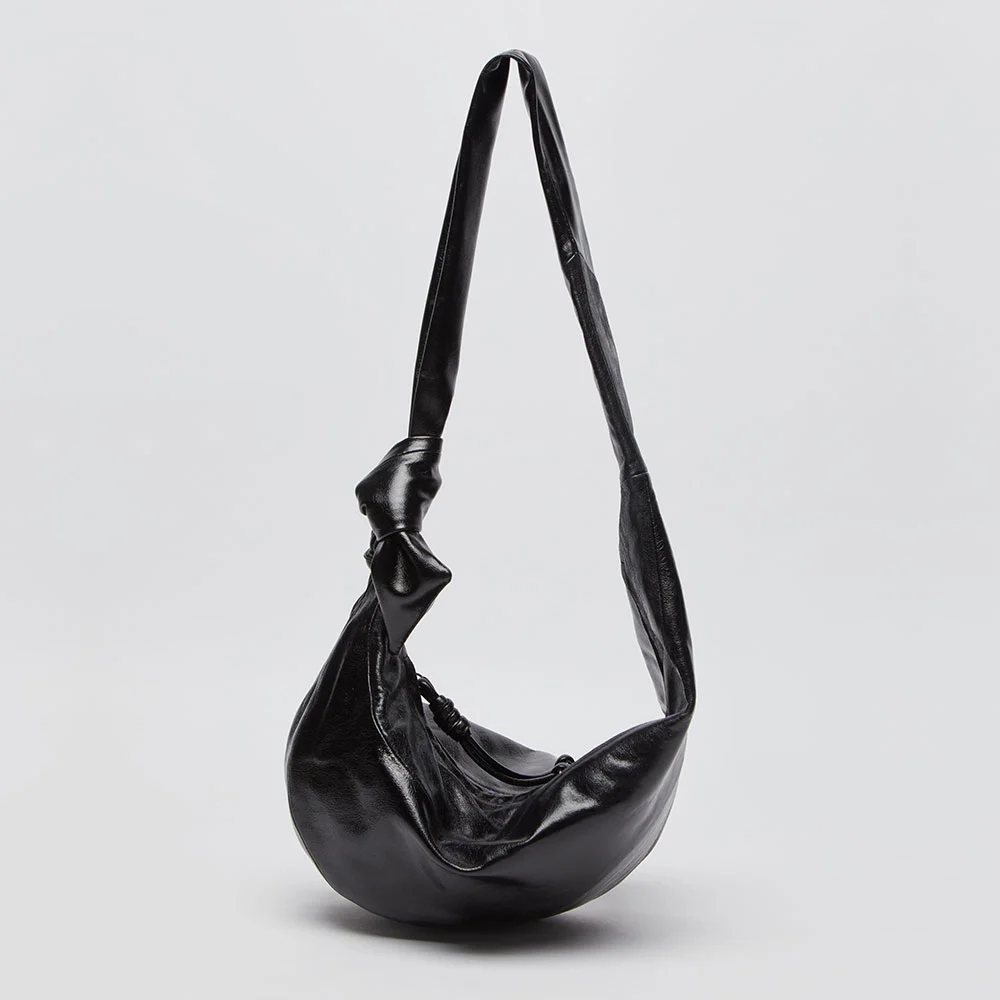 Fling messenger bag(Glossy crack black)