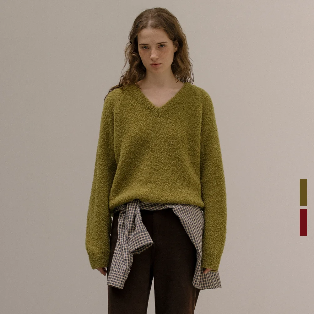 Vintage boucle V-neck knit _