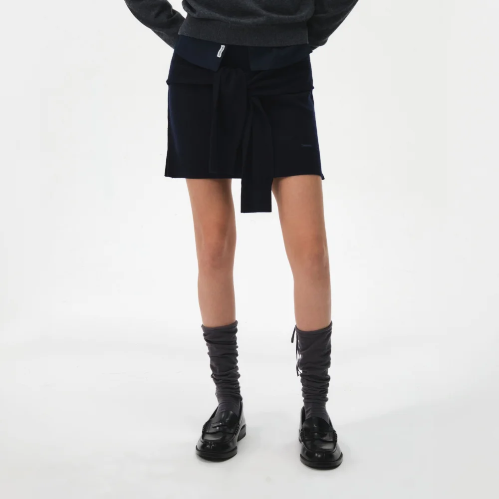 DANIKA TIE SKIRT (NAVY)