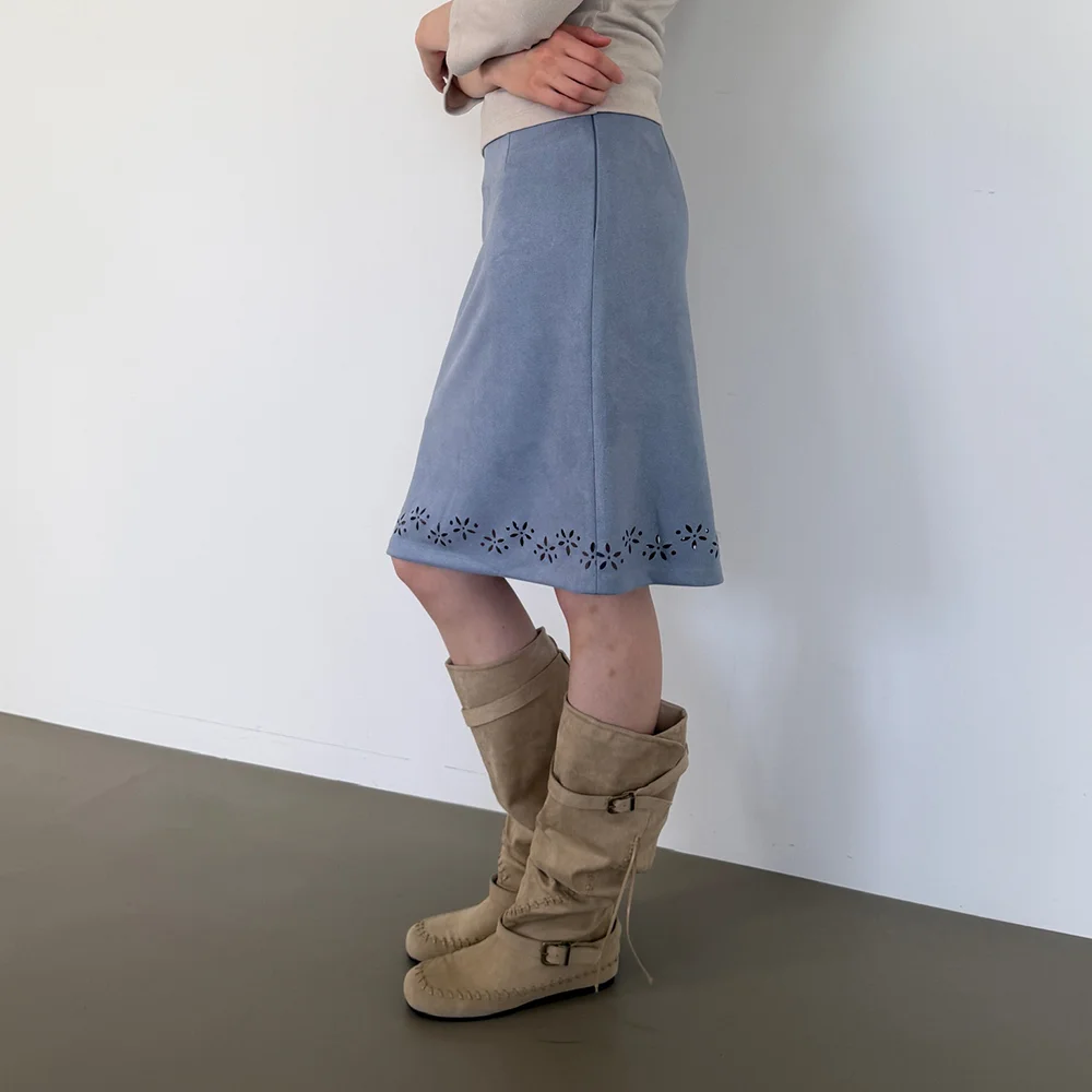 SUEDE PUNCHED MIDI SKIRT (BLUE)