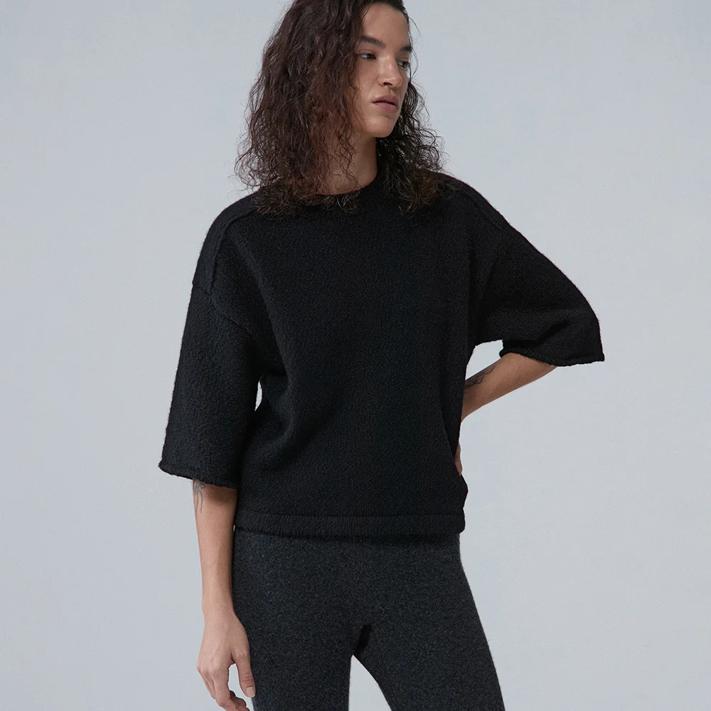Italian wool cotton half sleeve cropped pullover_Black
