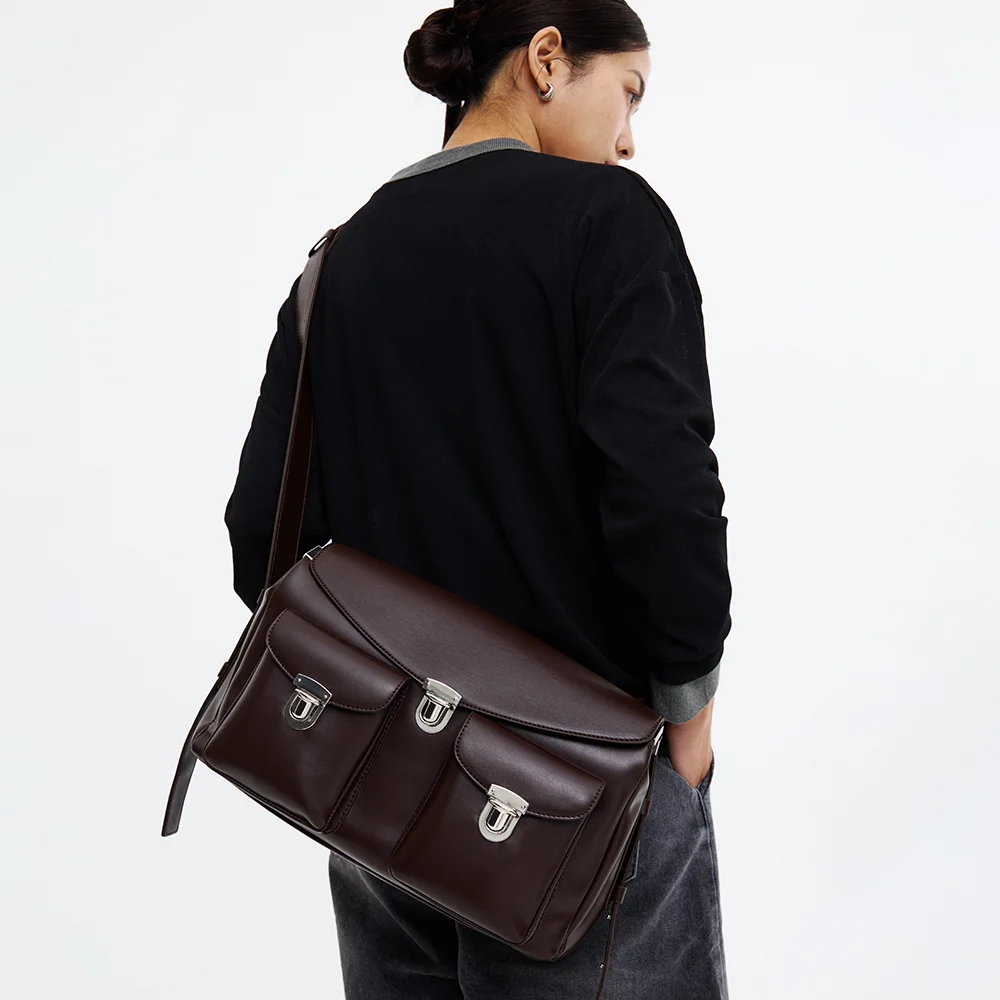 Postman Bag Chocolate