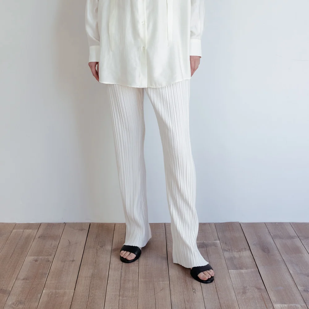 Easy Pleats Pants (Ivory)