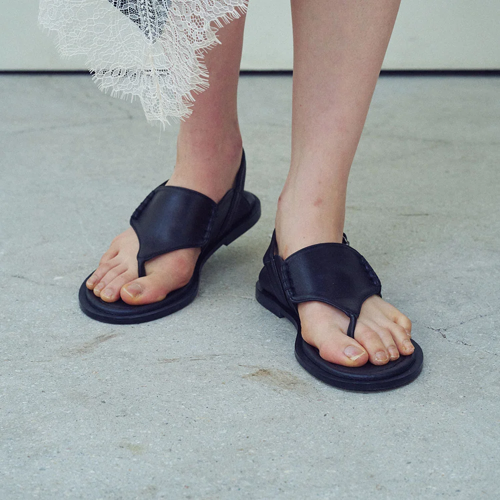 Mora sandal (Black)