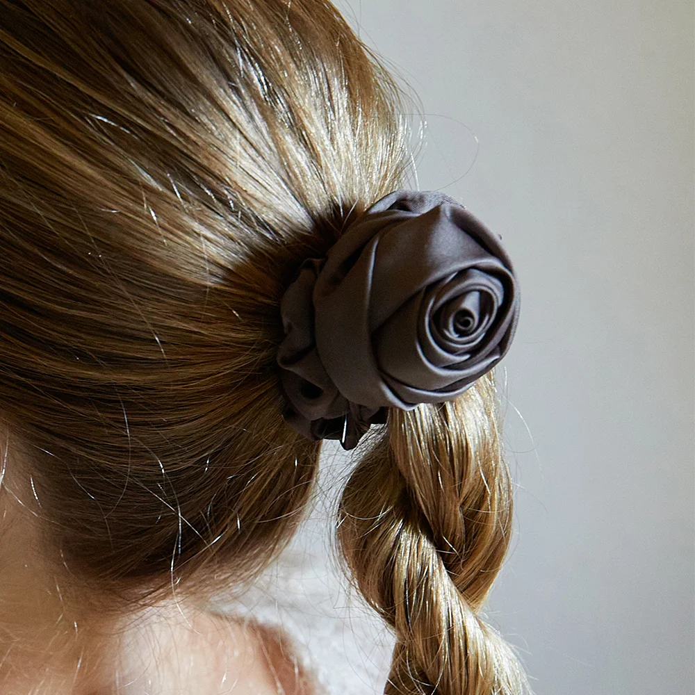 POSY HAIR SCRUCHIE (BROWN)